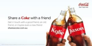 La marca Coca Cola es considerada como una de las mejores en aplicar storytelling en sus productos, la campaña "Share a Coke" es una de las más recordadas.